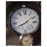 2 wall clocks