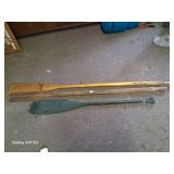 3 paddles / oars