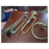 Vintage horned instruments lot