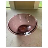 Large colored Pyrex mixing bowl