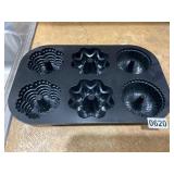 Mini Bundt pan