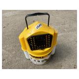 Frabill minnow bucket