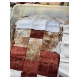 Tote machined quilting squares