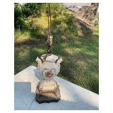 Vintage white / rose lamp