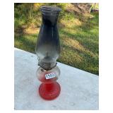 Kerosene lamp / globe