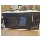 Small microwave