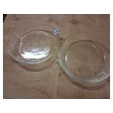2 pyrex pie pans