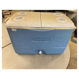 Blue Rubbermaid rolling ice chest