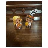 Thankful squirrels? Salt and pepper shaker set.