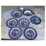 9- blue and white pieces
