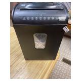 Pen/ gear paper shredder