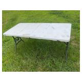 Lifetime 5 ft plastic folding table