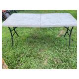 Lifetime 5 ft plastic folding table