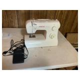 Singer tradition, sewing machine model 2277