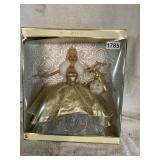 Barbie - new In box- 2000 Holiday Barbie