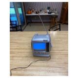 5ï¿½ TV/radio combo