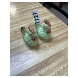 Vintage green chicken rooster salt/ pepper shaker