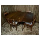 Drop leaf kitchen table and 5 chairs