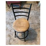 Swivel bar stool