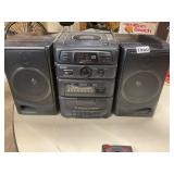 Sanyo  AM / FM cassette CD player