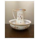 Ducal pitcher and bowl