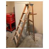 Wooden painters ladder, 5 foot nine