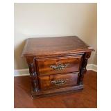 Wood 2 drawer nightstand