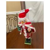Nutcracker ï¿½ Santa