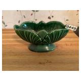McCoy ribbed leaf planter