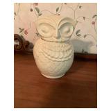 American bisque or McCoy owl cookie jar