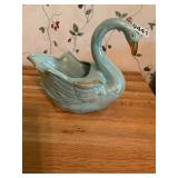 McCoy swan planter