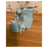 Vintage Shawnee Mother Hubbard planter