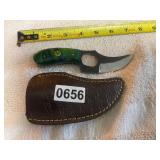 Damascus blade knife, beautiful wood handle