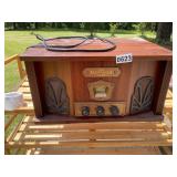 Nostalgia AM / FM/ Phono player