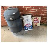 Smoker, and charcoal