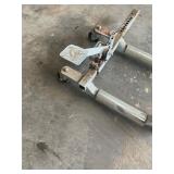 Rolling wheel lift dolly