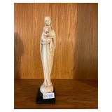 White alabaster, Virgin Mary and baby Jesus