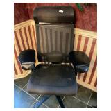 Rolling office chair