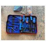 Trim removal tool set