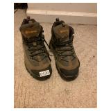 Columbia size 10 menï¿½s hiking boot