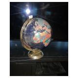 The world globe 12ï¿½