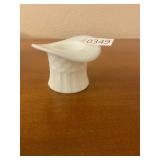 Vintage glass top hat- Fenton? Milk, glass white.