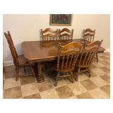 Oak table, 6 chairs, leaf- beautiful
