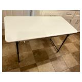 4 ft folding table