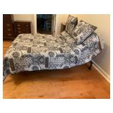 Queen size sleep number bed- clean