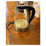Hamilton beats electric kettle