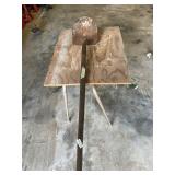 Round shovel working tool