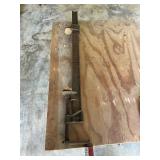 Red handle bar clamp size in picture