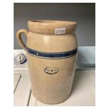 No 4 crock/ churn - small crack