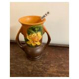 Roseville USA pottery Double handle vase